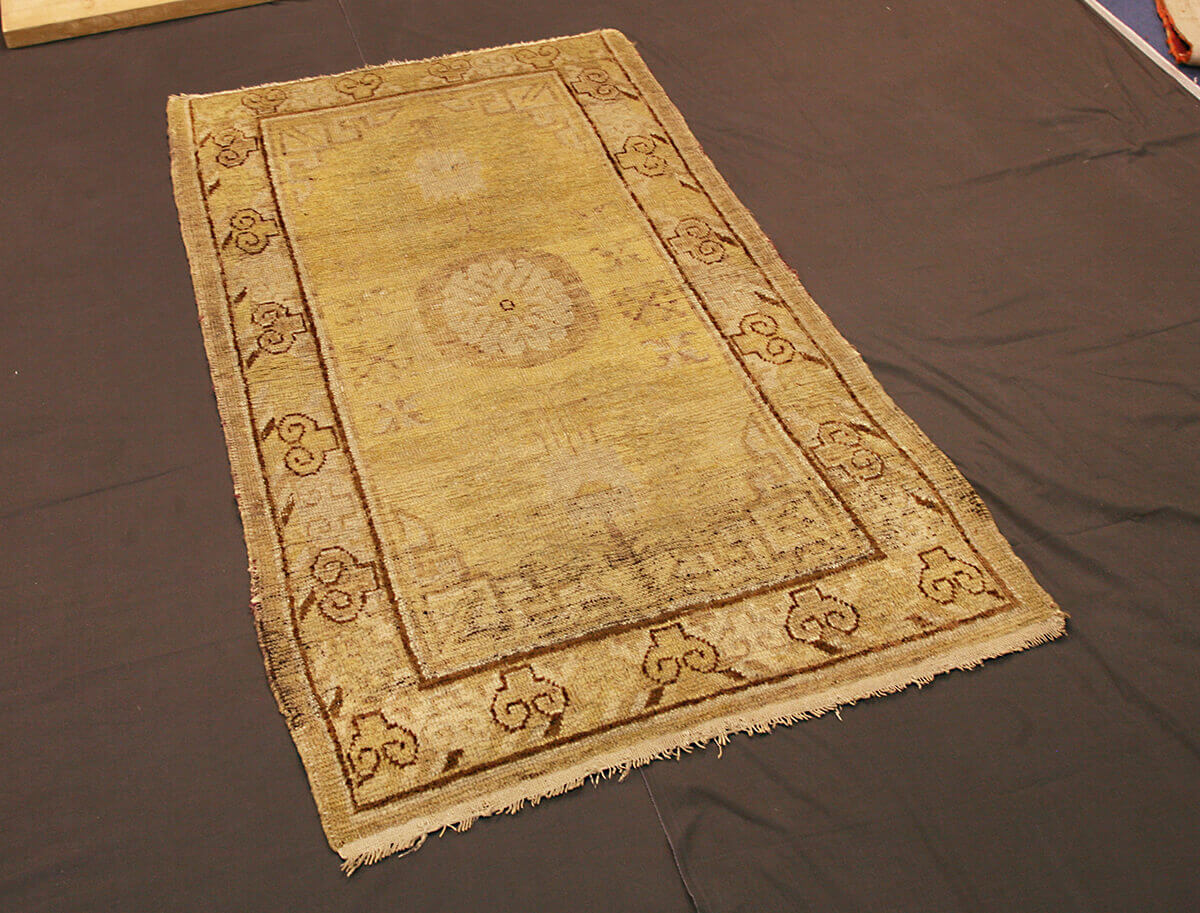 Antique Khotan Rug n°:35263566